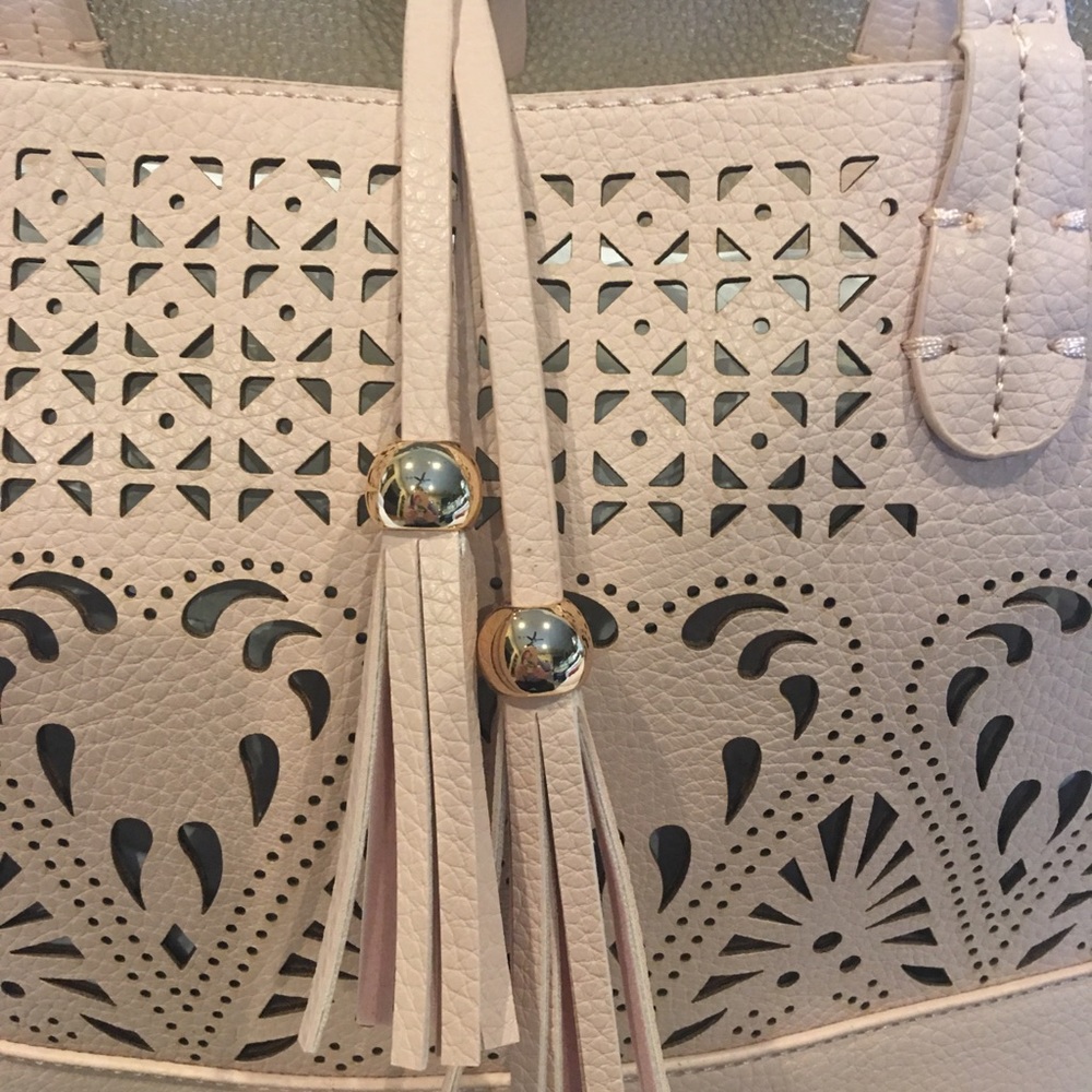 NWOT Vegan Leather Pink Cutout Tote Bag - Picture 2 of 8